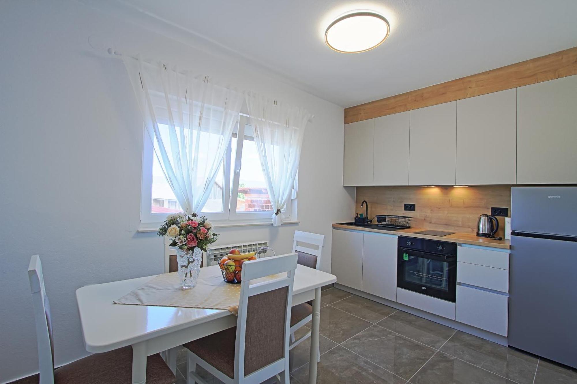 Guesthouse Viktorija Flat Otočac 外观 照片